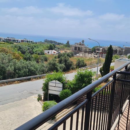 Eden Heights Sea View Apartment 203 - By Imh Travel & Tours Paphos Eksteriør billede