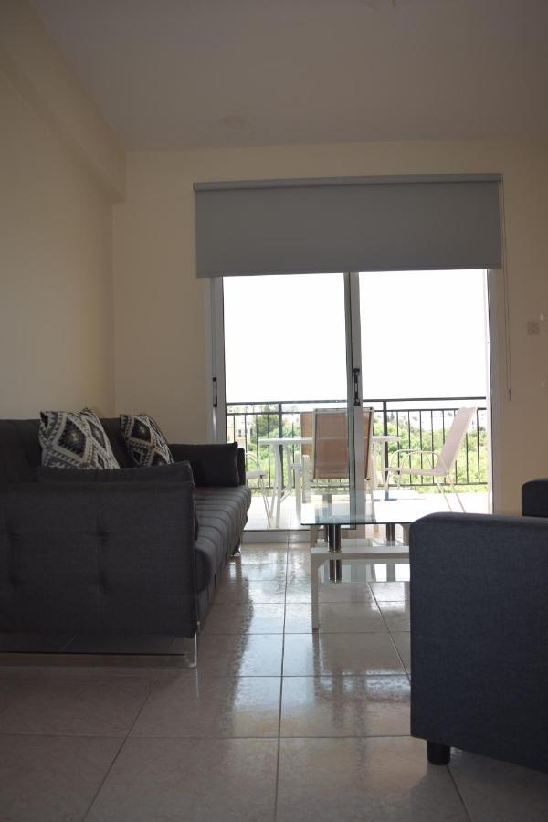 Eden Heights Sea View Apartment 203 - By Imh Travel & Tours Paphos Eksteriør billede