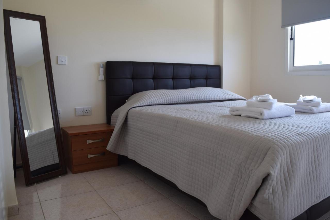 Eden Heights Sea View Apartment 203 - By Imh Travel & Tours Paphos Eksteriør billede