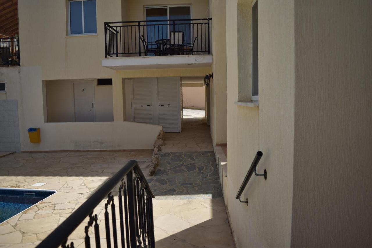 Eden Heights Sea View Apartment 203 - By Imh Travel & Tours Paphos Eksteriør billede