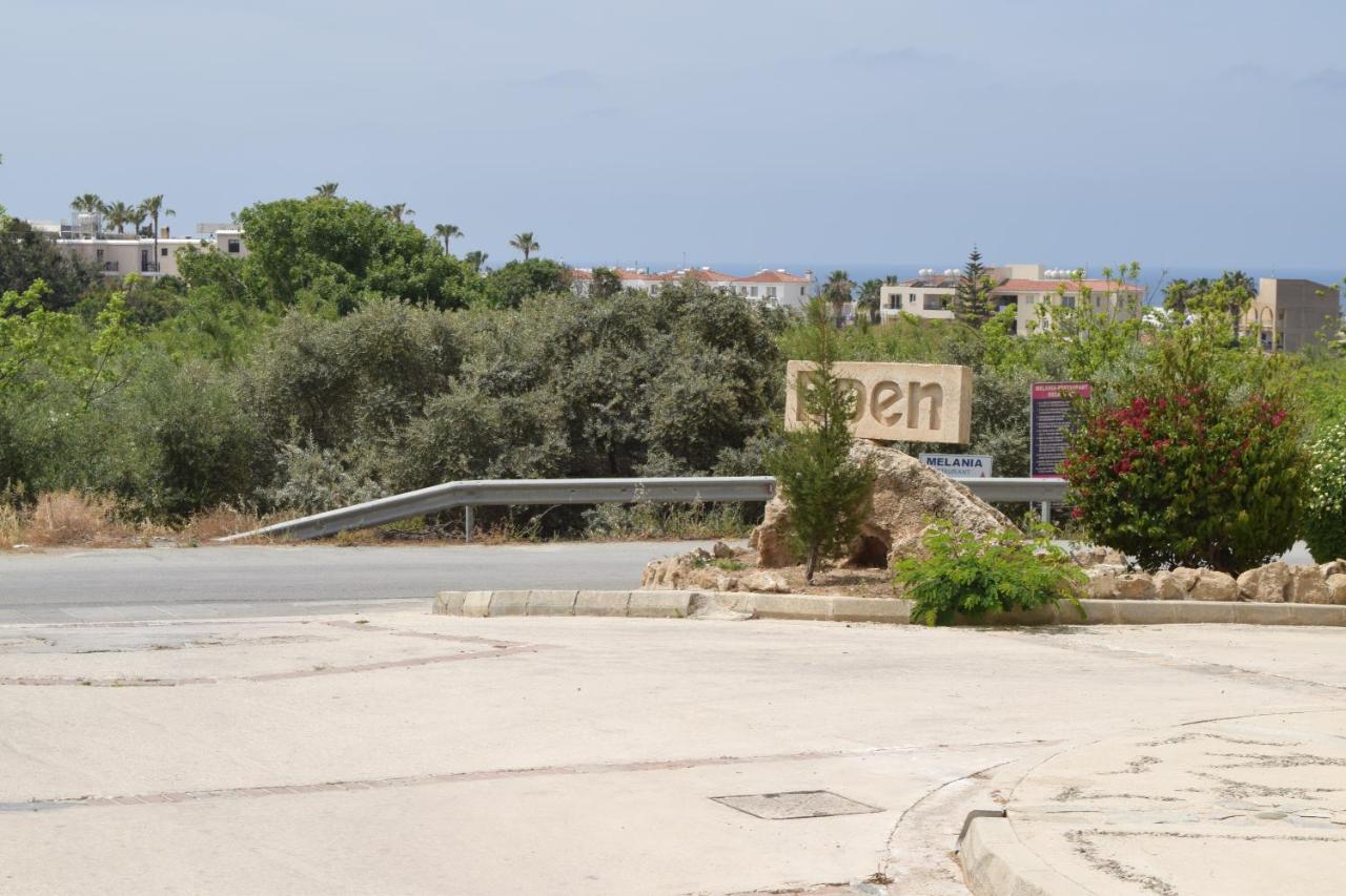 Eden Heights Sea View Apartment 203 - By Imh Travel & Tours Paphos Eksteriør billede